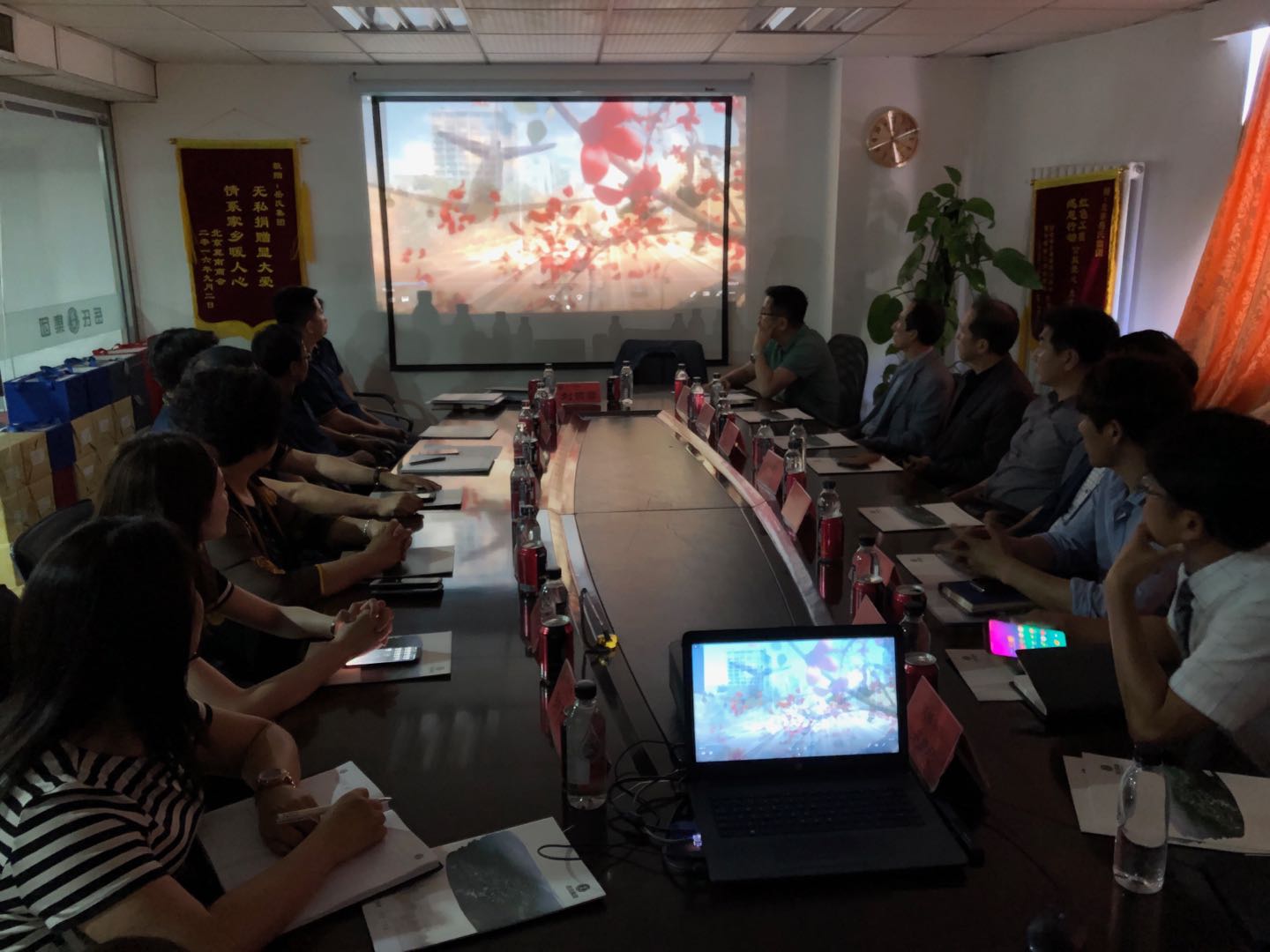 韓國農業(yè)協(xié)會、漢城BCC公司、韓國賢光國際到訪岳氏集團與并簽署合作協(xié)議